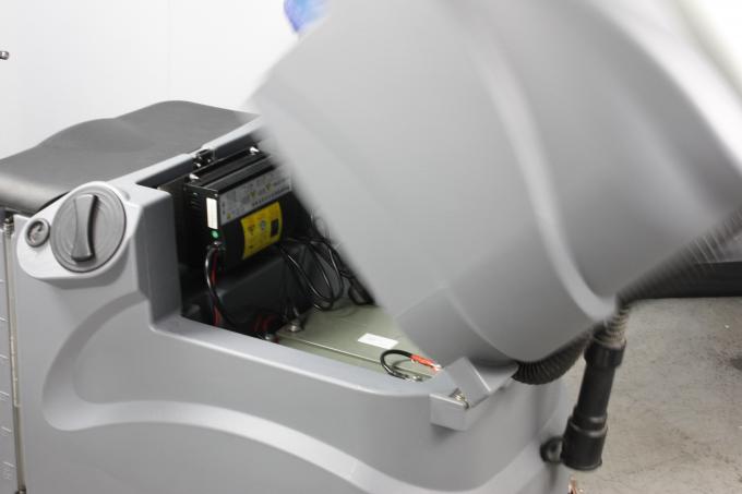 Lavadora de Dycon Efficientive, diario automático usando la máquina del secador del depurador del piso 0