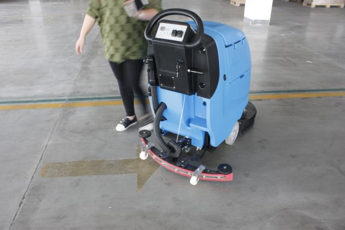 Máquina compacta automática del depurador del piso con los inyectores múltiples del agua 0