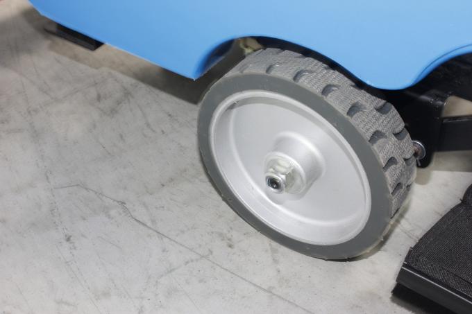 Limpiador gris del piso del secador del depurador del acuerdo del color, máquinas eléctricas de la limpieza del piso 0
